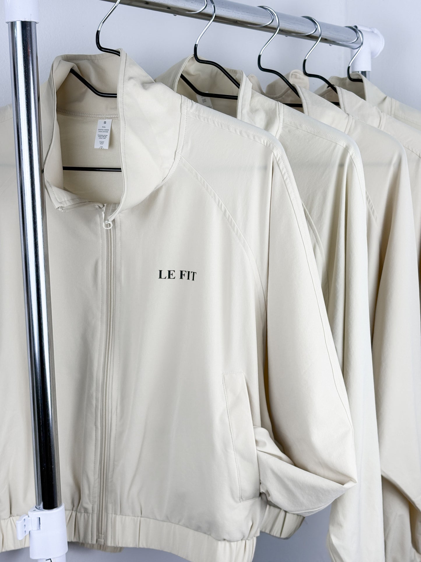 Cream motion jacket